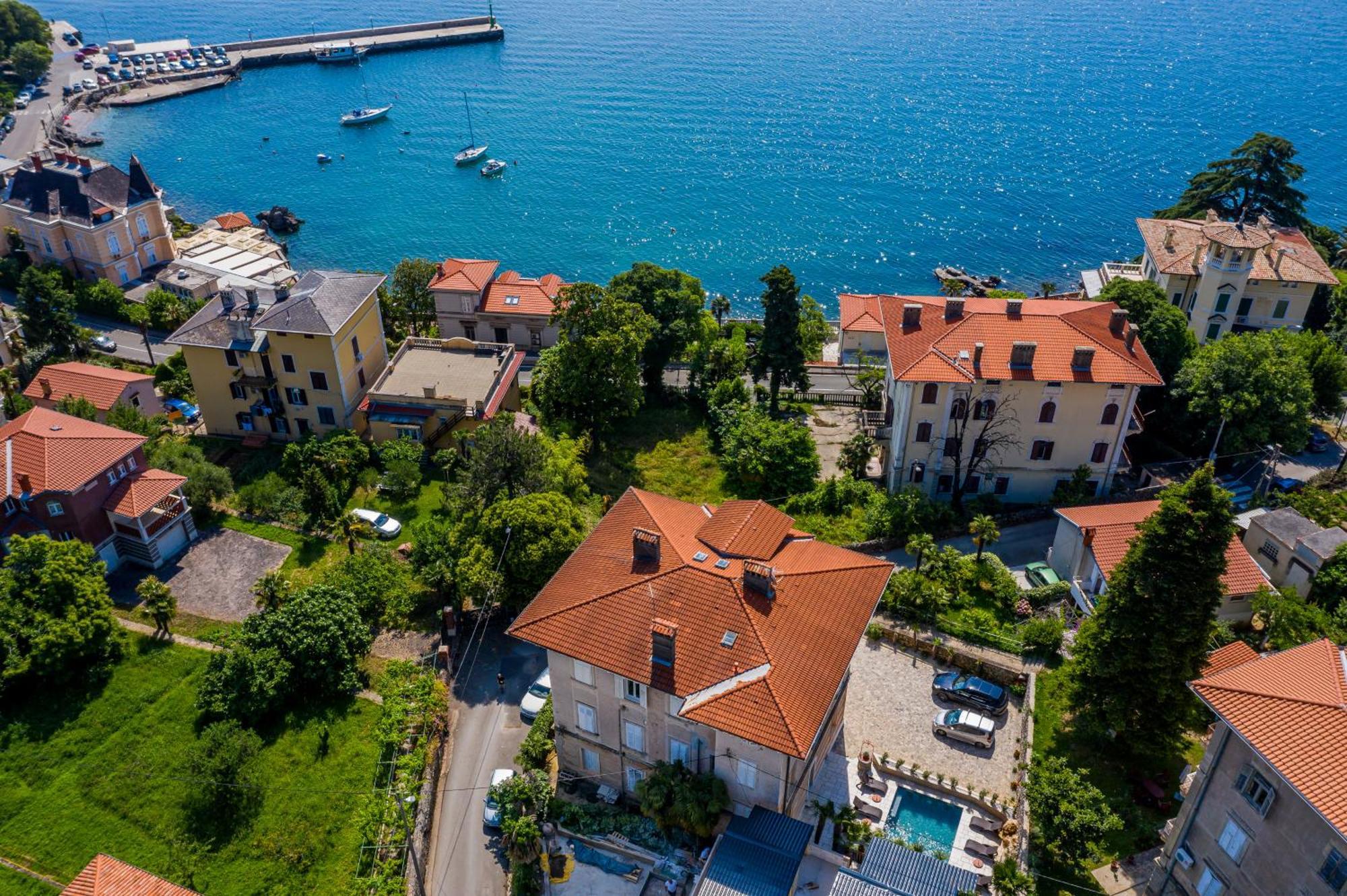 Apartment Bozic Lovran Exterior foto